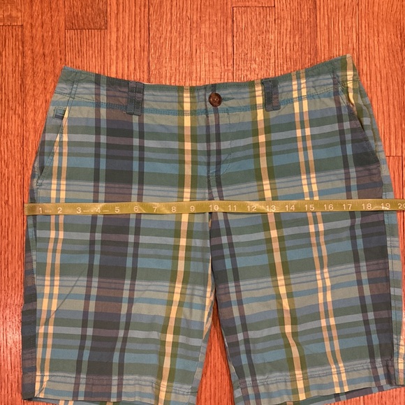 Old Navy Low Rise Blue and Yellow Plaid Shorts Size 6 - Picture 4 of 10